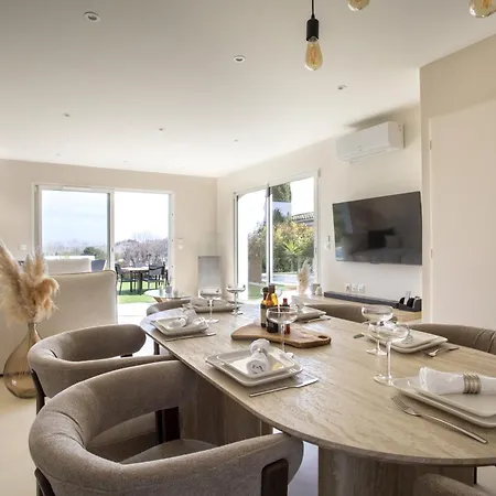 Lecko House Avec Piscine