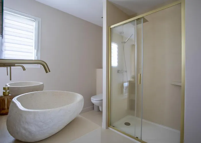 Lecko House Avec Piscine Villa